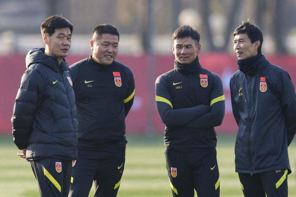 亚洲人辣妹窥探嘘嘘